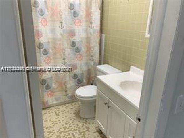 4655 Palm Ave 315, Hialeah, FL 33012