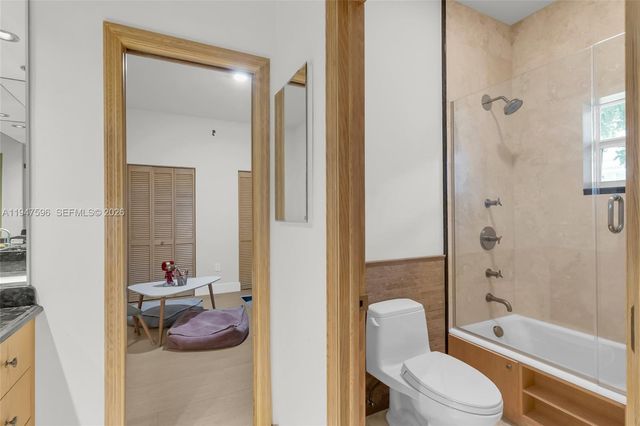 5794 SW 76th Ter, South Miami, FL 33143