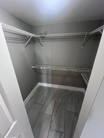 6301 N Falls Circle Drive 111, Lauderhill, FL 33319