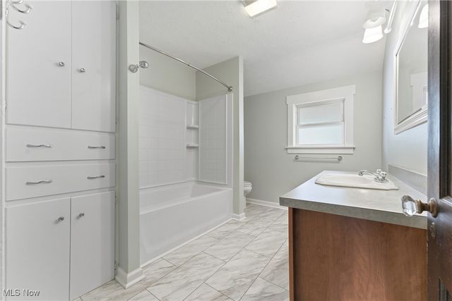 1410 Perkins Avenue NW, Canton, OH 44703