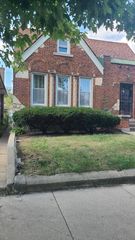 9316 S May Street, Chicago, IL 60620