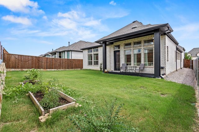 4017 Crepe Myrtle Street, Aubrey, TX 76227