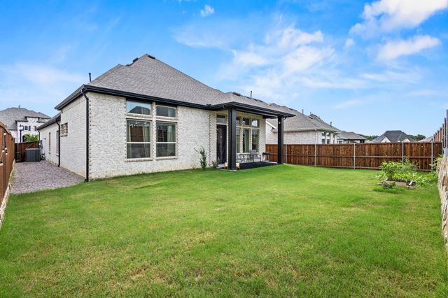 4017 Crepe Myrtle Street, Aubrey, TX 76227