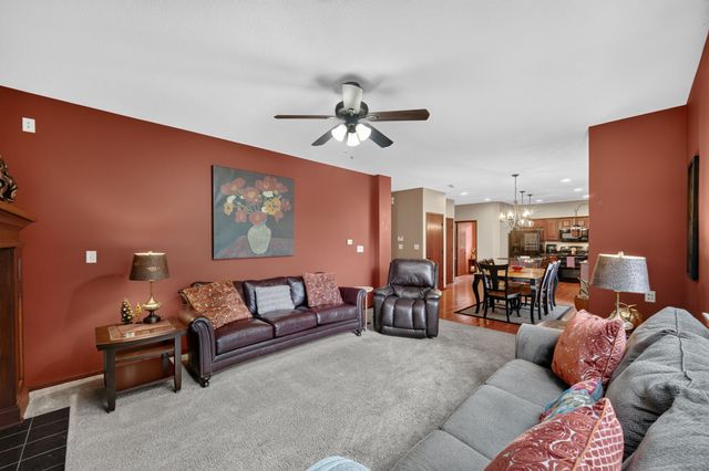 12306 Townsend Avenue, Urbandale, IA 50323