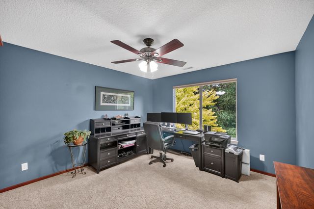 12306 Townsend Avenue, Urbandale, IA 50323