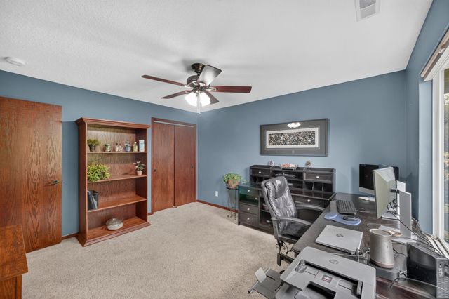 12306 Townsend Avenue, Urbandale, IA 50323