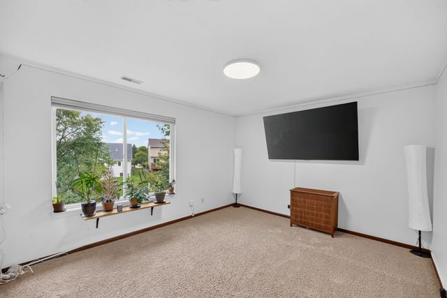 12306 Townsend Avenue, Urbandale, IA 50323