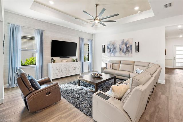 20549 Napa LOOP, Estero, FL 33928