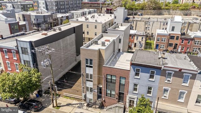 2010 N 8TH ST, Philadelphia, PA 19122