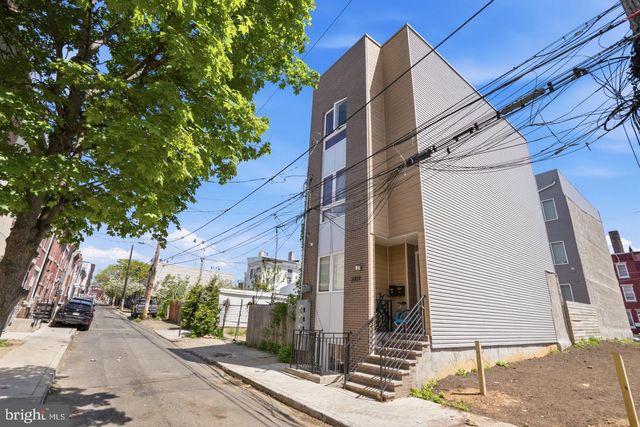 2010 N 8TH ST, Philadelphia, PA 19122