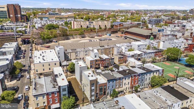 2010 N 8TH ST, Philadelphia, PA 19122