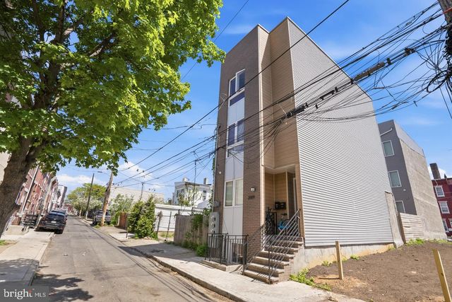 2010 N 8TH ST, Philadelphia, PA 19122