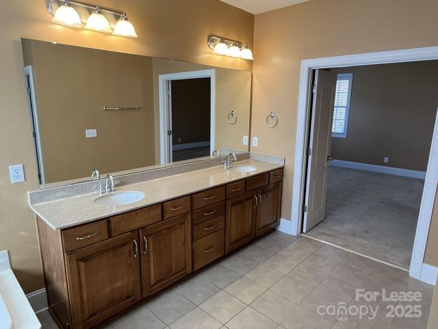 11502 Wheat Ridge Road, Charlotte, NC 28277