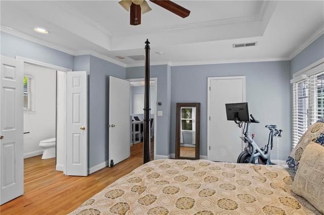 1059 Lindridge Drive NE, Atlanta, GA 30324