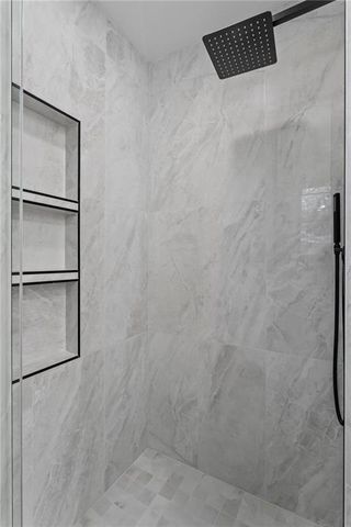 1059 Lindridge Drive NE, Atlanta, GA 30324