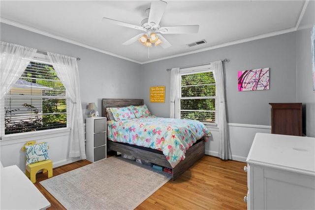 1059 Lindridge Drive NE, Atlanta, GA 30324