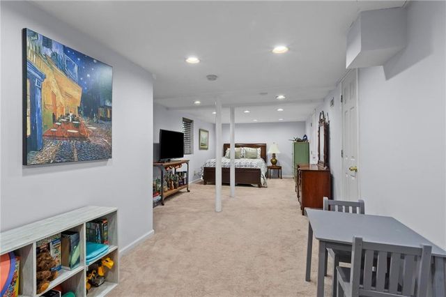 1059 Lindridge Drive NE, Atlanta, GA 30324