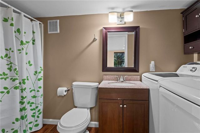 1059 Lindridge Drive NE, Atlanta, GA 30324