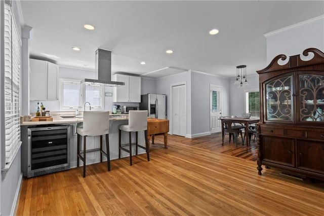 1059 Lindridge Drive NE, Atlanta, GA 30324