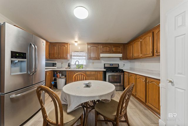 15874 Machulka Lane, Silverhill, AL 36576