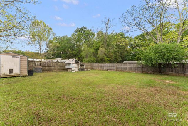 15874 Machulka Lane, Silverhill, AL 36576