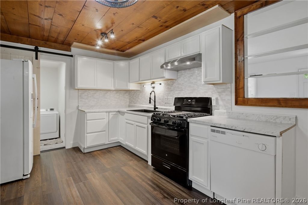 547 Farmview Drive, Fayetteville, NC 28311 — photo 14
