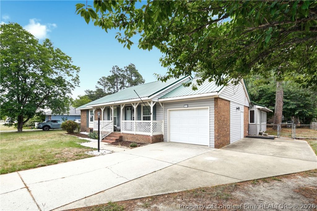 547 Farmview Drive, Fayetteville, NC 28311 — photo 3
