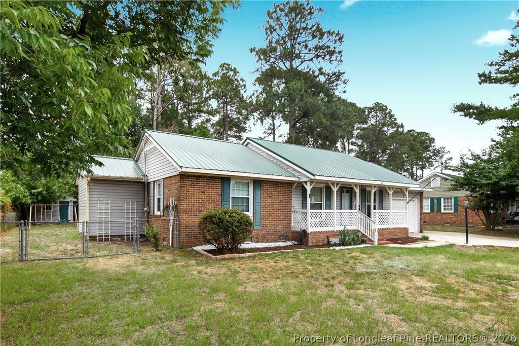 547 Farmview Drive, Fayetteville, NC 28311 — photo 4