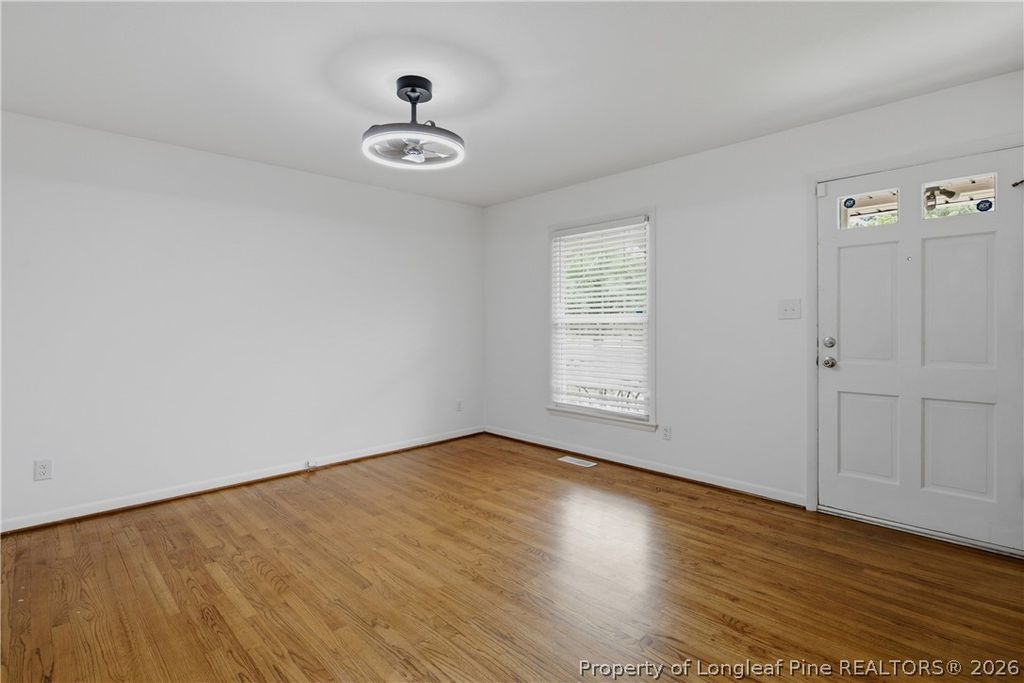 547 Farmview Drive, Fayetteville, NC 28311 — photo 8