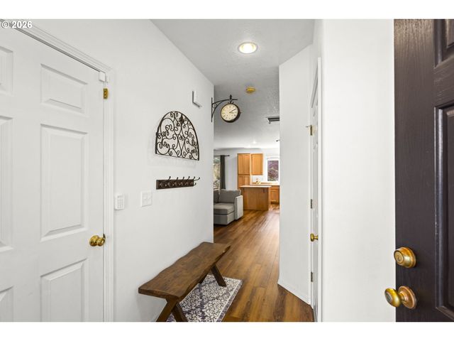 3418 Nw 30TH Cir, Camas, WA 98607