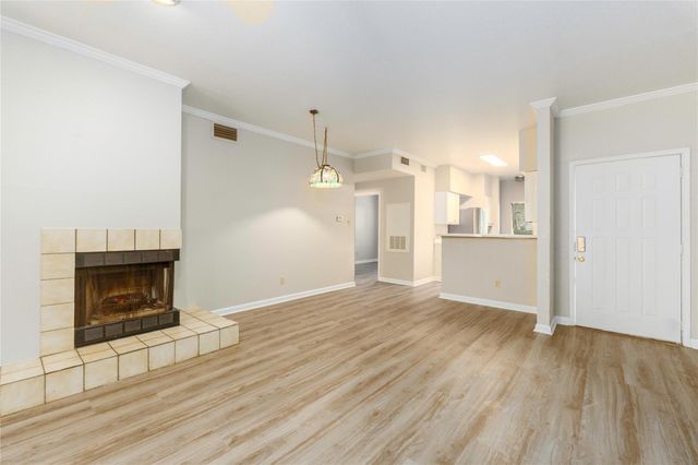 2450 Wickersham LN 1001, Austin, TX 78741