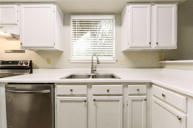 2450 Wickersham LN 1001, Austin, TX 78741