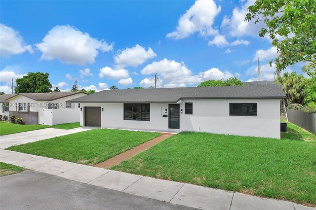 2225 NW 195th St, Miami Gardens, FL 33056