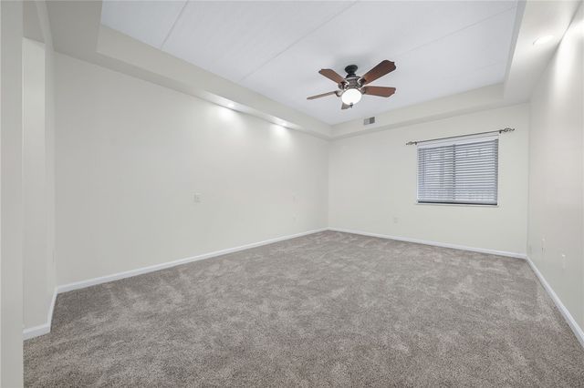 5600 Munhall Rd 201, Squirrel Hill, PA 15217