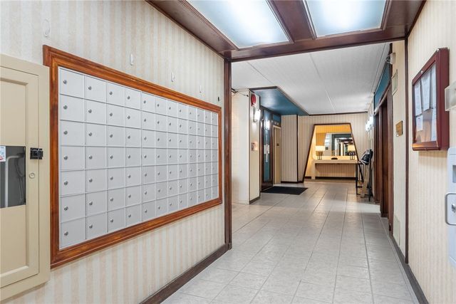 5600 Munhall Rd 201, Squirrel Hill, PA 15217
