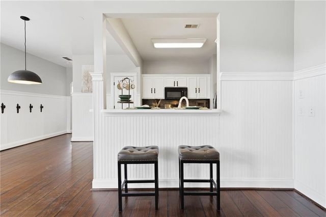 1041 Bridgemill Avenue, Canton, GA 30114