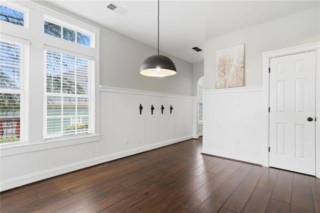 1041 Bridgemill Avenue, Canton, GA 30114
