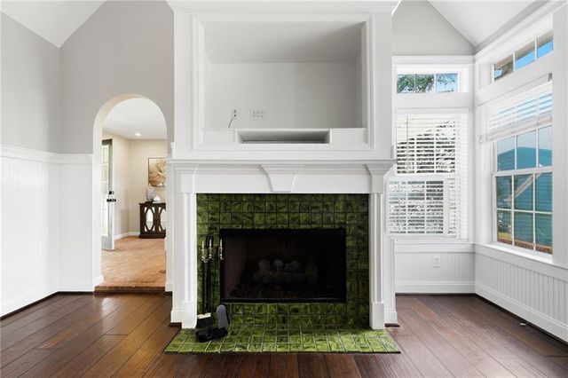 1041 Bridgemill Avenue, Canton, GA 30114