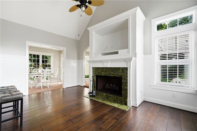 1041 Bridgemill Avenue, Canton, GA 30114