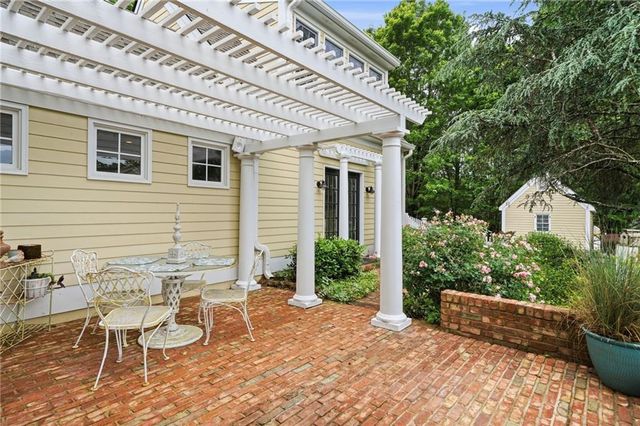 1041 Bridgemill Avenue, Canton, GA 30114