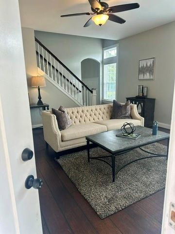 1041 Bridgemill Avenue, Canton, GA 30114