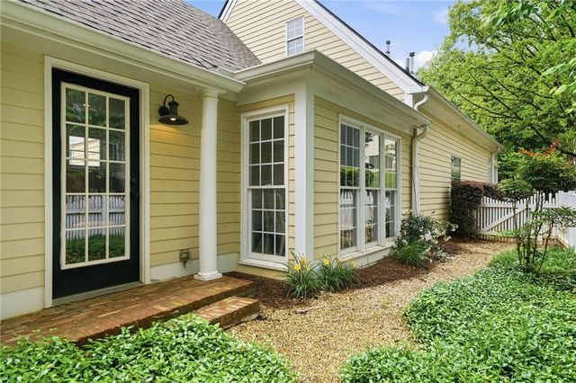 1041 Bridgemill Avenue, Canton, GA 30114