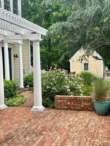 1041 Bridgemill Avenue, Canton, GA 30114