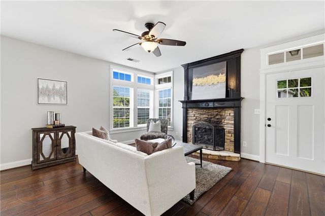 1041 Bridgemill Avenue, Canton, GA 30114