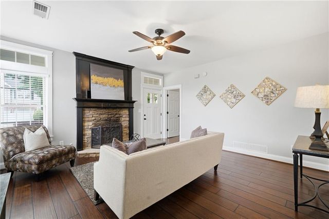 1041 Bridgemill Avenue, Canton, GA 30114
