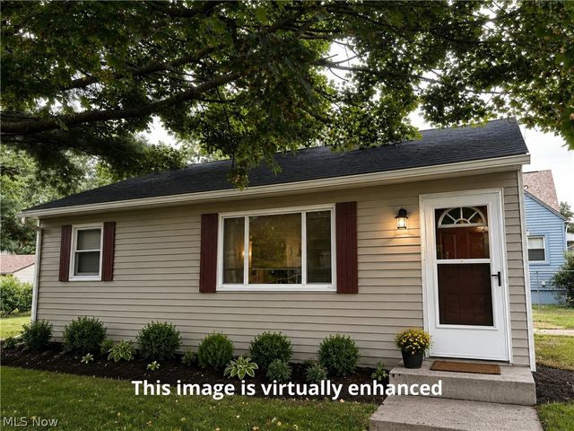 1915 Flint Avenue, Akron, OH 44305
