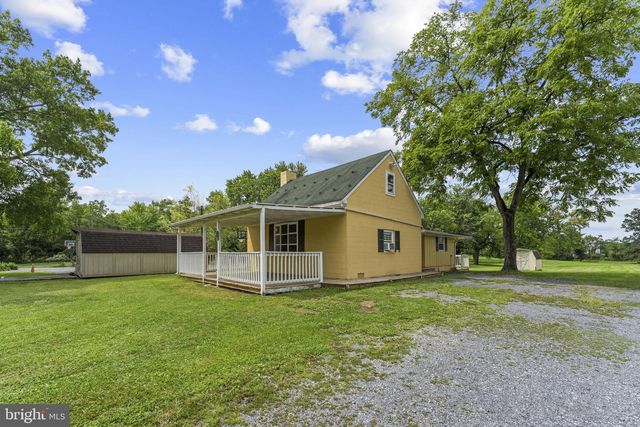1024 FRONT ROYAL PIKE, Winchester, VA 22602