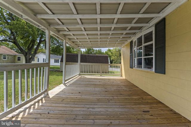 1024 FRONT ROYAL PIKE, Winchester, VA 22602