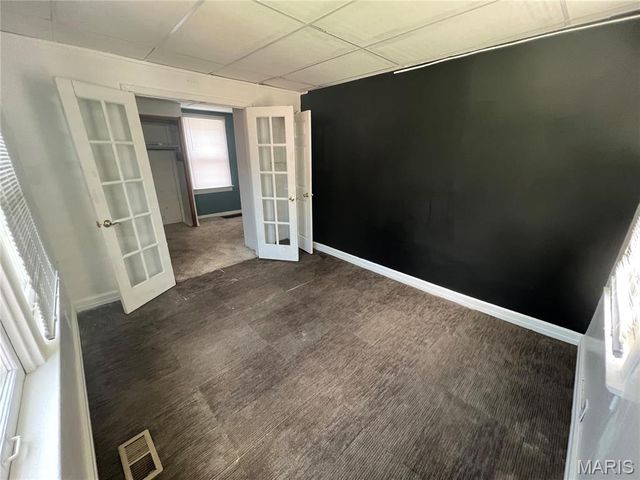 2935 Walton Road, Overland, MO 63114