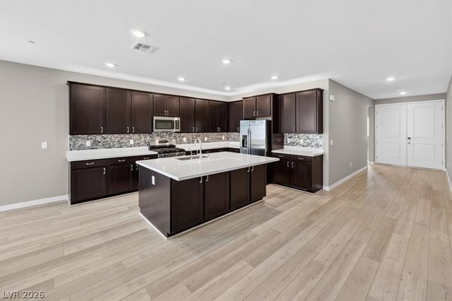 10862 Lewis Pointe Avenue, Las Vegas, NV 89166